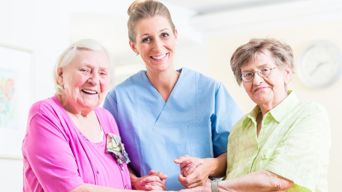 Personal Goals Seniors May Want to Achieve in a Skilled Nursing Facility